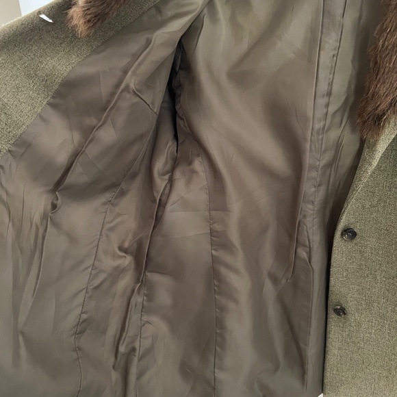 Adolfo Suit Jacket w/Faux Fur - Picture 7 of 10